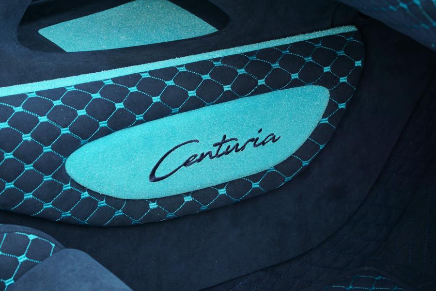 Детали интерьера Bugatti Chiron Centuria by Mansory 2019 года  (фото 11 из 12)